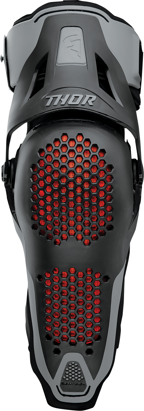 Thor Sentinel LTD Knee Guards - Black with large and extra large size