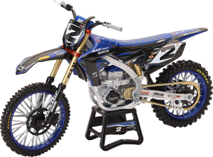 NEW RAY TOYS Yamaha YZ450F Dirt Bike - 1:12 Scale - Cooper Webb #2 58483