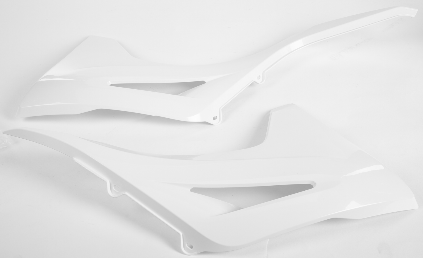 Radiator Scoops White Gas