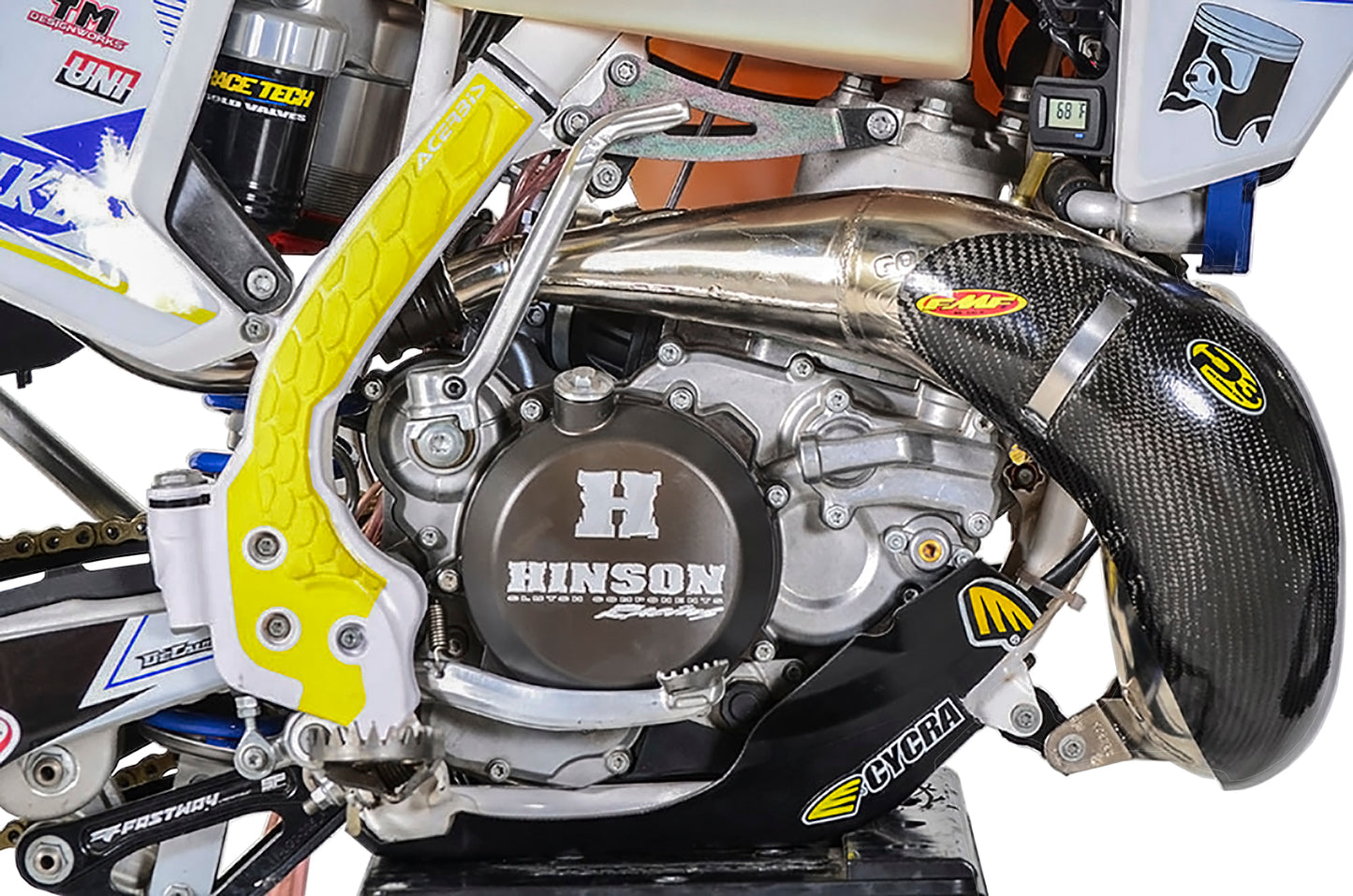 Pipe Guard Carbon Fiber
