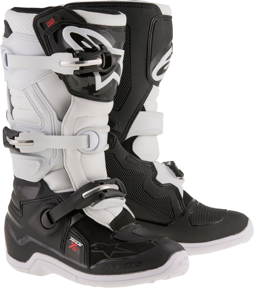 Tech 7s Boots Black/White Sz 04